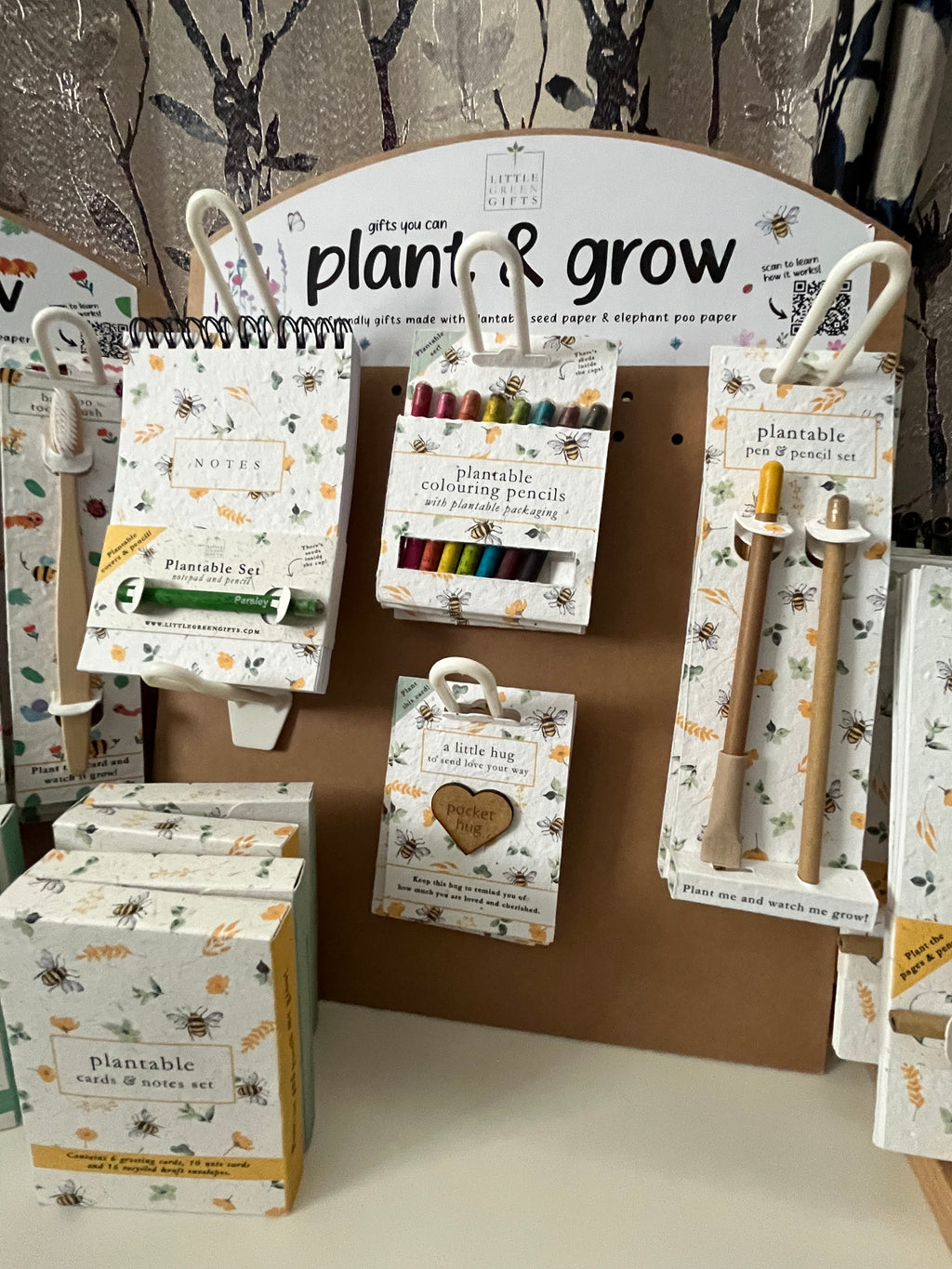 Pen and pencil set